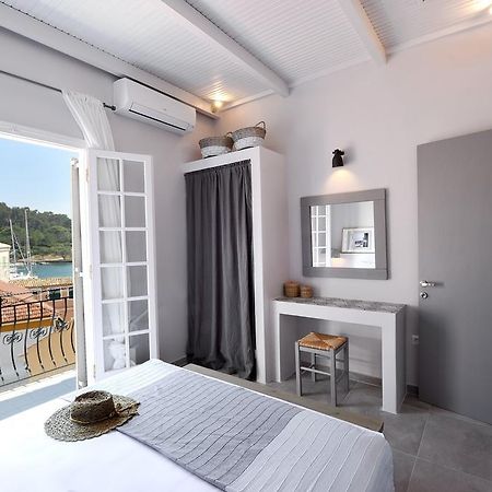 Alia Luxury Apartment Gaios Dış mekan fotoğraf