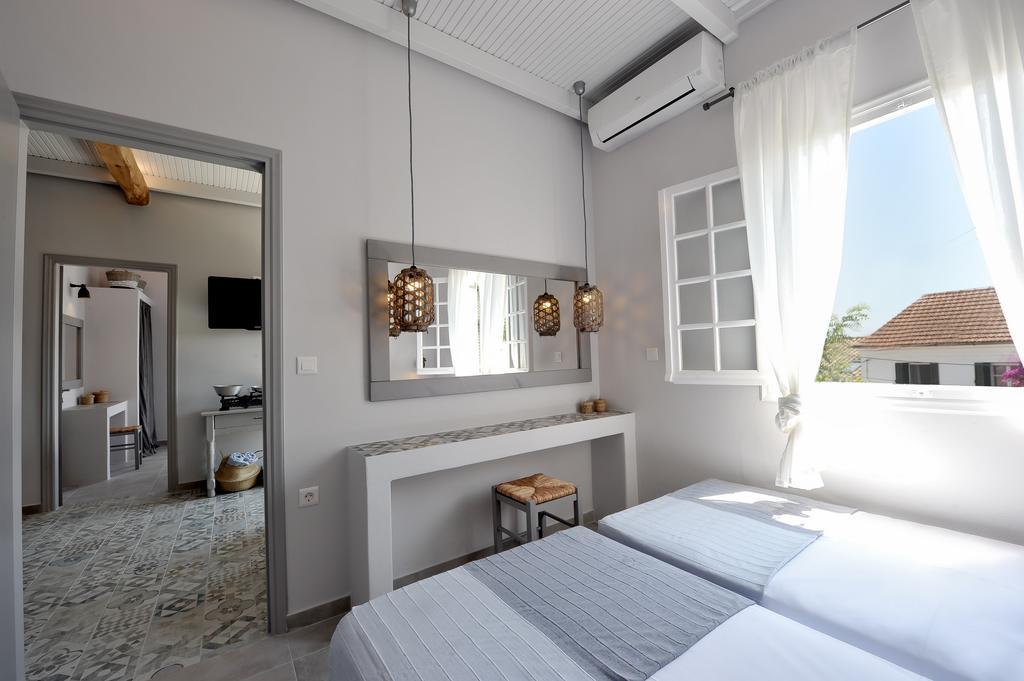 Alia Luxury Apartment Gaios Dış mekan fotoğraf