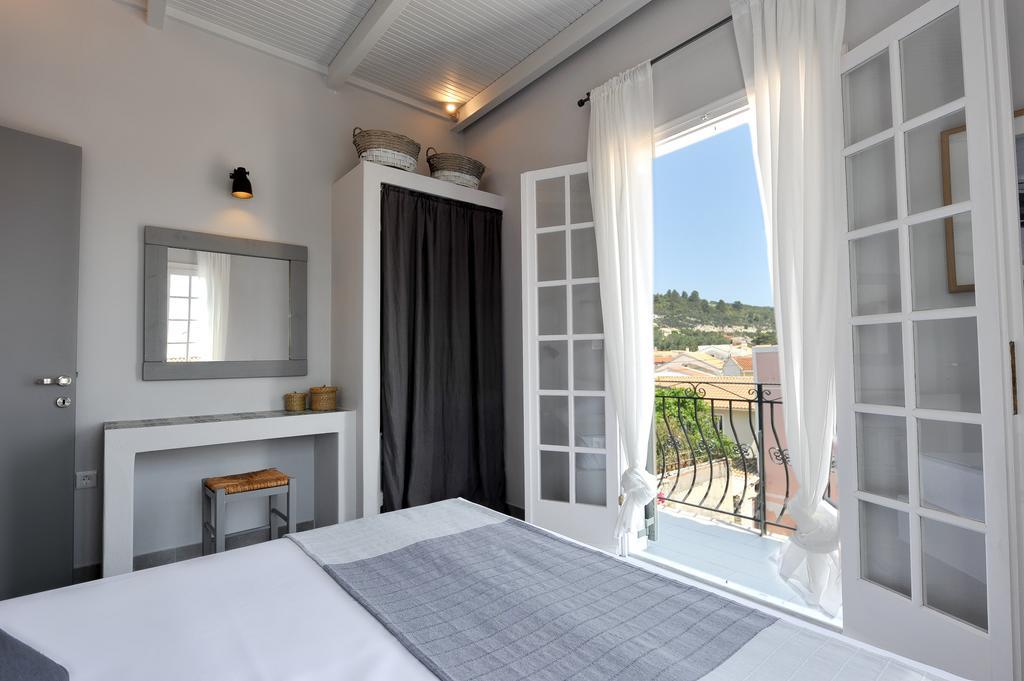 Alia Luxury Apartment Gaios Dış mekan fotoğraf